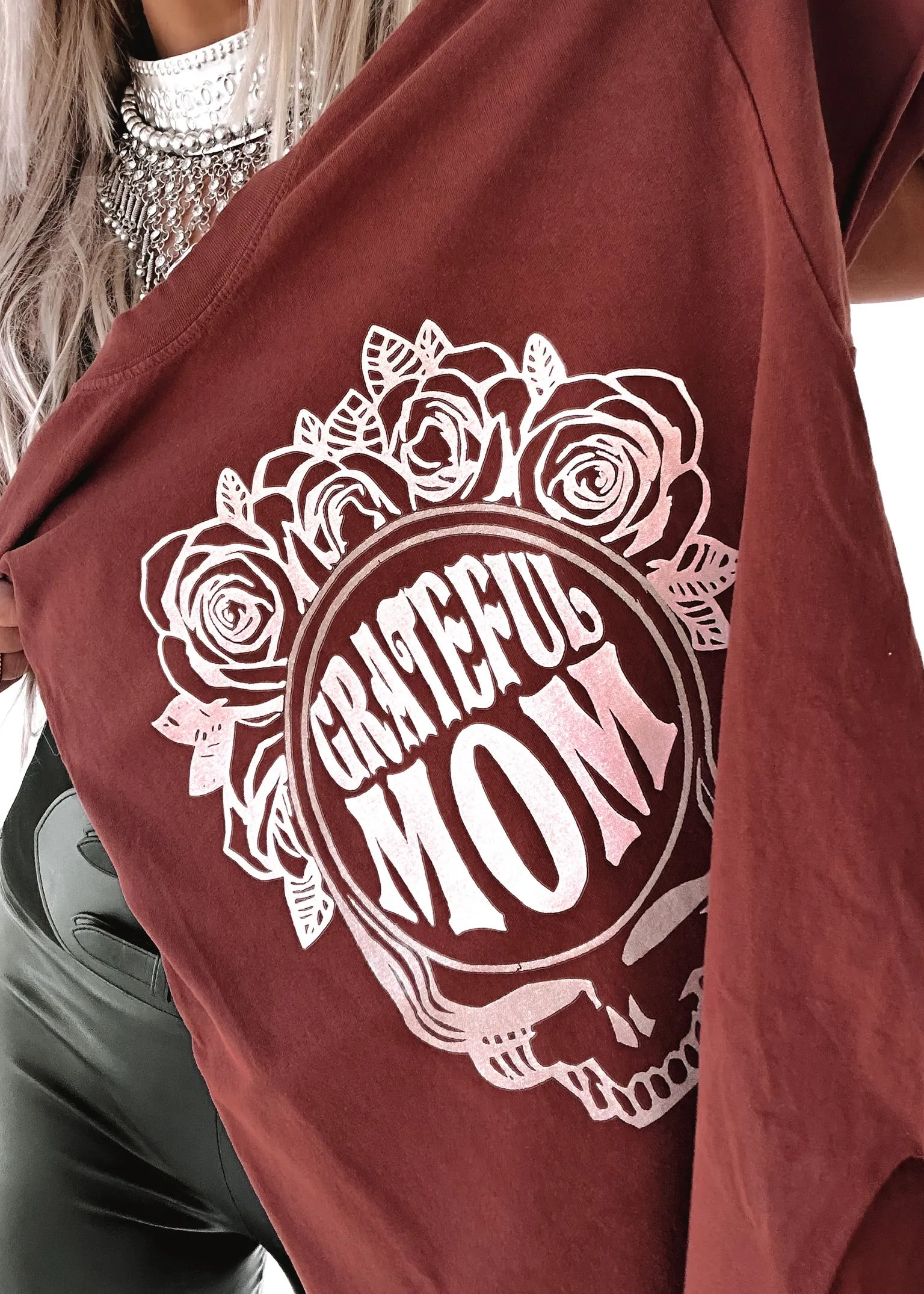 GRATEFUL MOM SIDE SLIT TEE