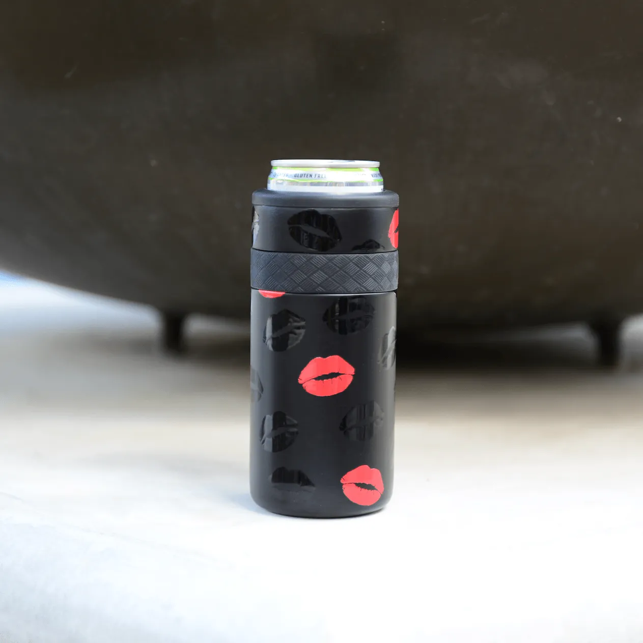 Limited Edition: Recess 12oz Slim Can Cooler - Poison Kiss