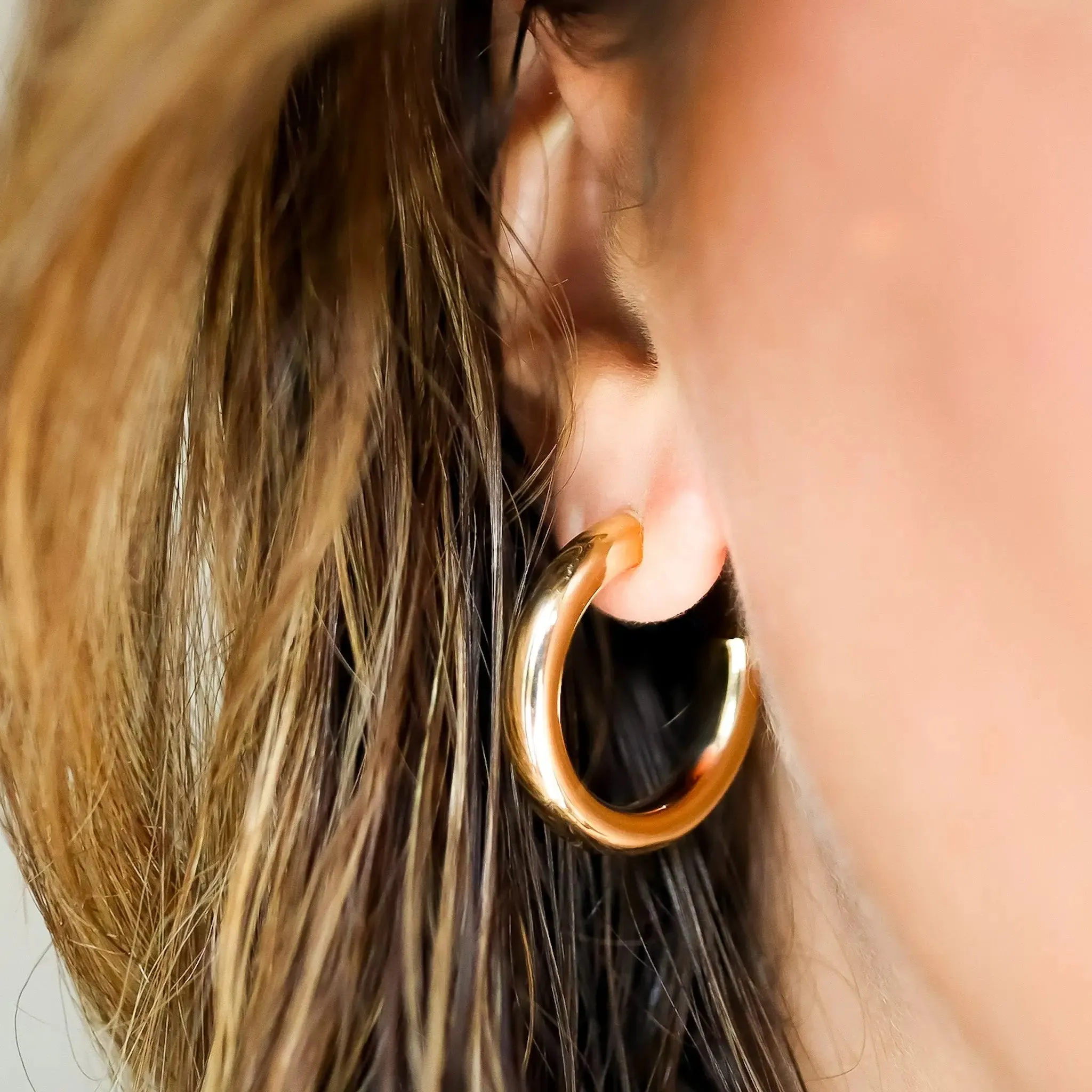 Medium Gold Hoop Earrings