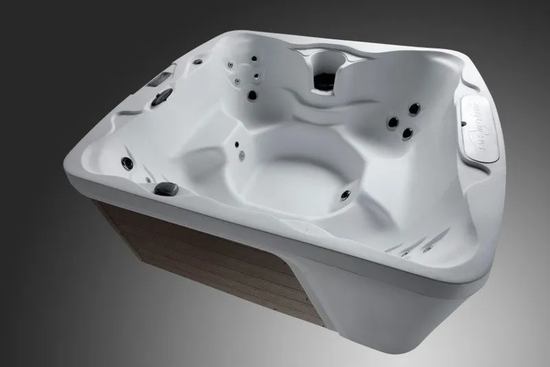 Monterey Hot Tub by Freeflow Spas