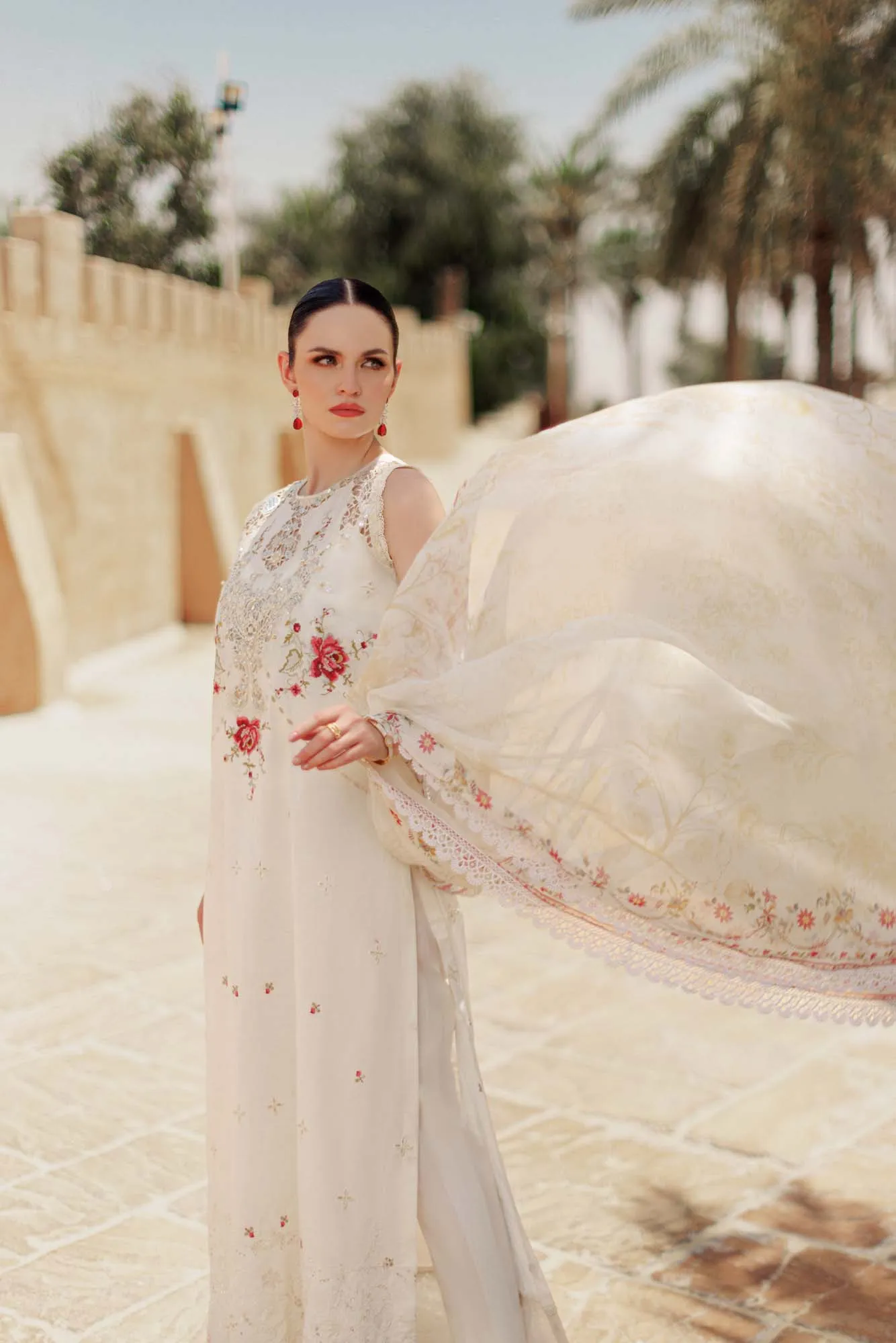 Noor by Saadia Asad Eid Handwork Laserkari Lawn – D9
