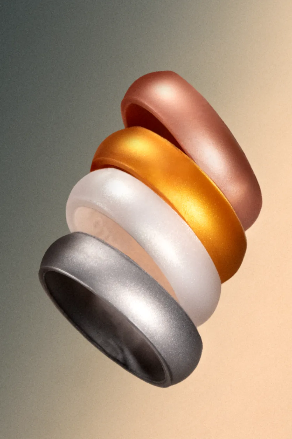 Qalo Metallic Classic Silicone Ring