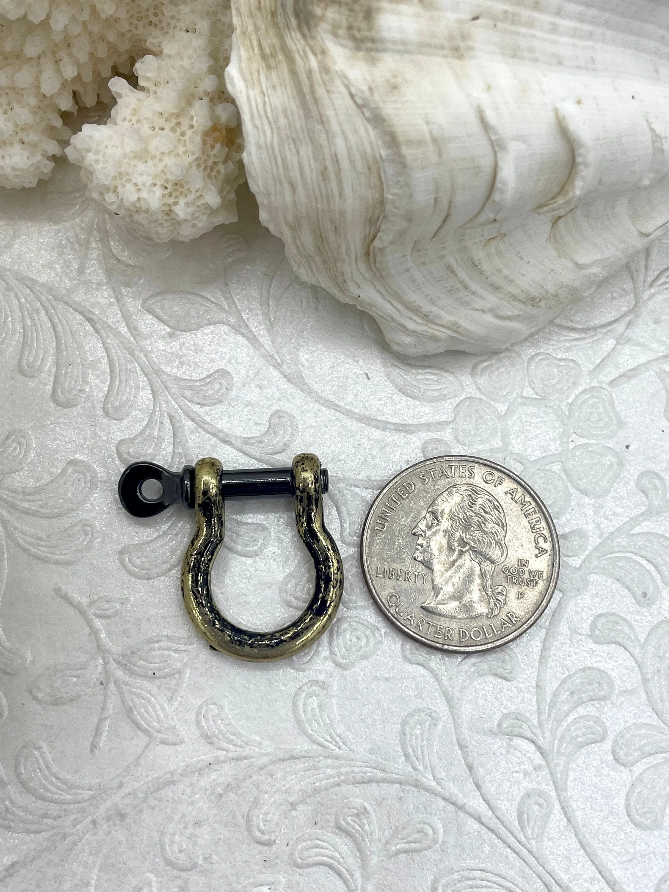 Zinc Alloy 2 Tone U Lock Clasp W/ Screw, U Shape Shackle,2 Tone Marine Shackle, Horseshoe Clasp, Anchor Carabiner, Anchor Shackle. Fast Ship